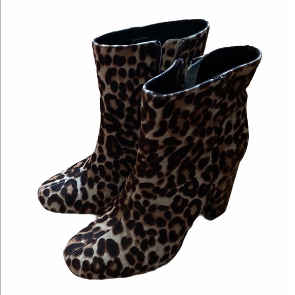 Charles David Shoes - EUC Charles David cheetah calf hair size 6.5 boots